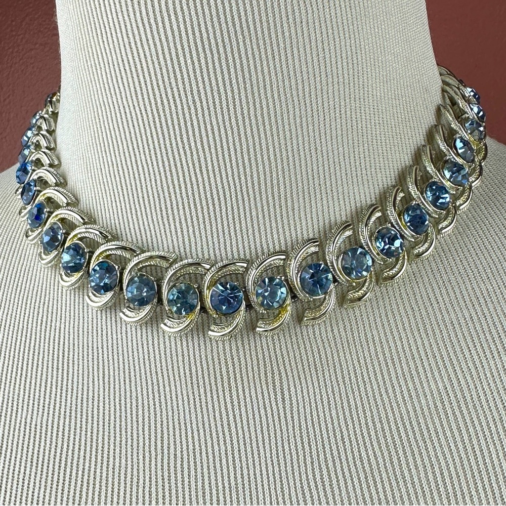 Coro Baby Blue Rhinestone Choker Necklace Rhodium Plated 1960s Vintage Jewelry